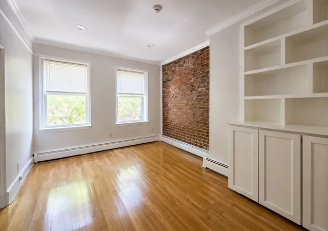 2nd image of 61 Phillips St #3, Boston, MA 02114 | MLS# 73559194