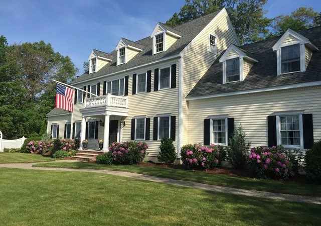 Photo 3 of Sale Pending at 5 Knights Ln, Newburyport, MA 01950 | MLS# 73561337 | Listing updated on 2026-08-19