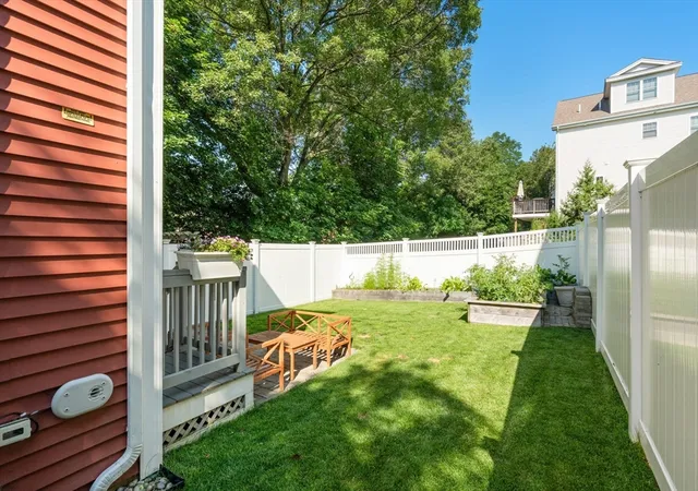 2nd image of 34 Washington St, Arlington, MA 02474