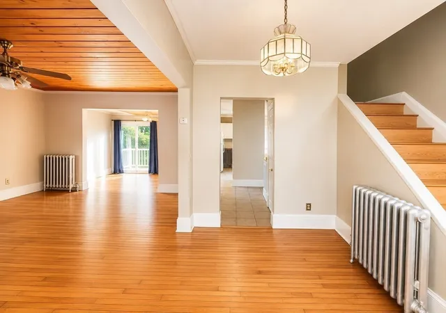 4th image of 89 Sayles St, Lowell, MA 01851 | MLS# 73551645