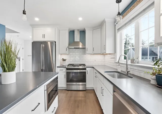 3rd image of 19 Farm Rd, Plymouth, MA 02360 | MLS# 73517419