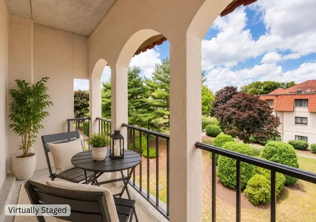 1st image of 685 Oak St #4-10, Brockton, MA 02301 | MLS# 73546132