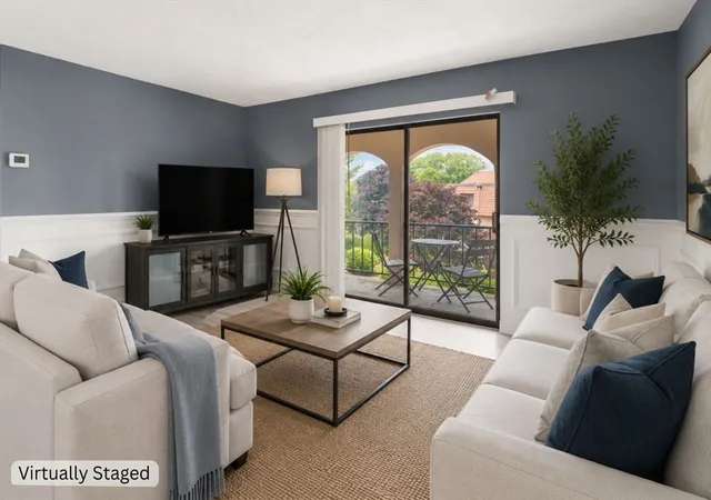 2nd image of 685 Oak St #4-10, Brockton, MA 02301 | MLS# 73546132