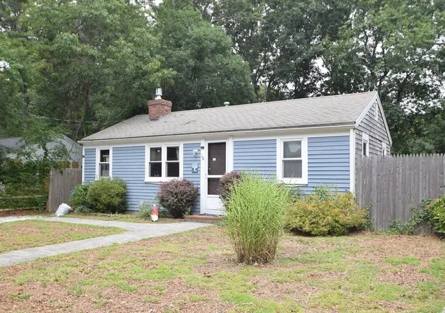 1st image of 16 Circuit Rd E, Yarmouth, MA 02601 | MLS# 73567842