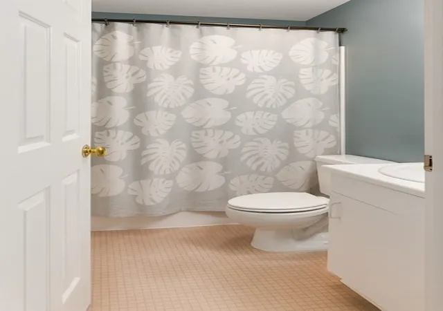2nd image of 96 Old Colony Ave, Taunton, MA 02718