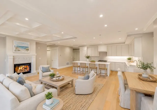 Homes for sale in Cohasset, MA | 124 Elm Street #307, Cohasset, MA 02025 | MLS# 73509574