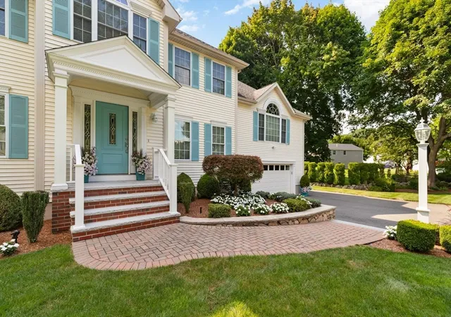 Photo 2 of Single family home for sale at 21 Partridge Lane, Wakefield, MA 01880 | MLS# 73569175 | Listing updated on 2026-08-31