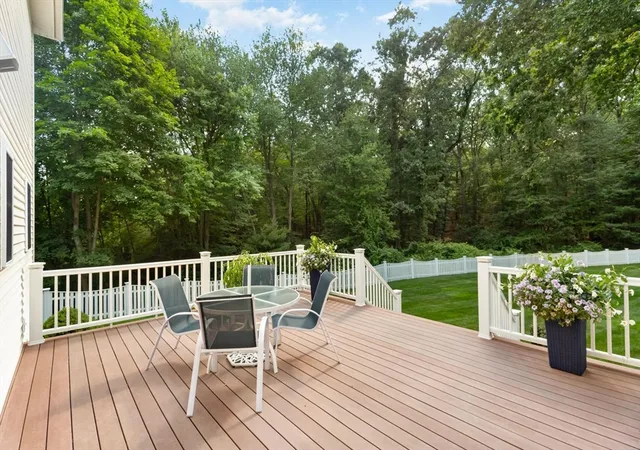 Photo 3 of Single family home for sale at 21 Partridge Lane, Wakefield, MA 01880 | MLS# 73569175 | Listing updated on 2026-08-31