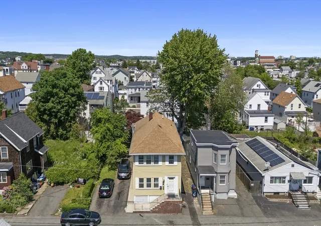 Listing Photo 5 - Condo for sale in building located at 24 True St, Revere, MA 02151