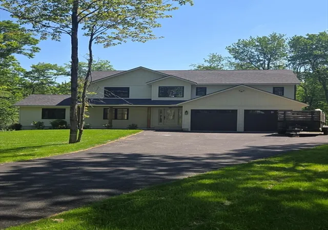 Photo 1 of Single family home for sale at 160 Willard Rd, Ashburnham, MA 01430 | MLS# 73551491 | Listing updated on 2026-09-01