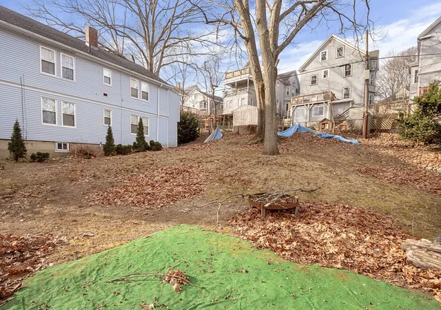 2nd image of 27 Rowe St, Roslindale, MA 02131 | MLS# 73326442