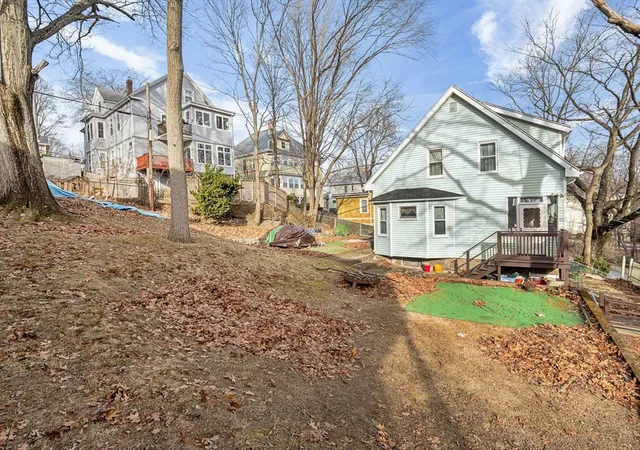 3rd image of 27 Rowe St, Roslindale, MA 02131 | MLS# 73326442