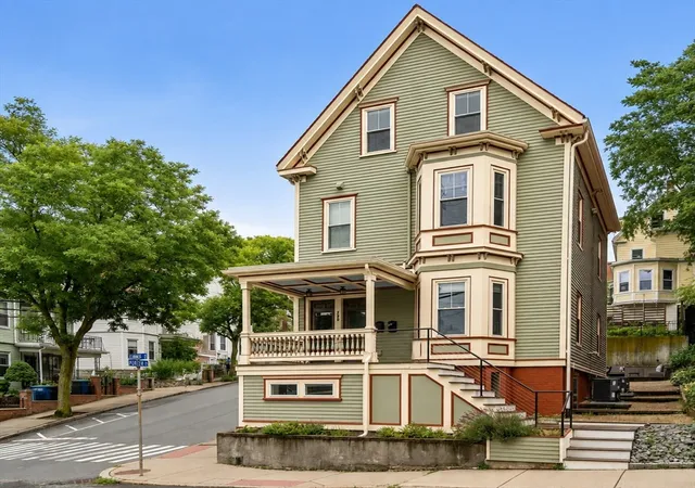 1st image of 229 Summer Street #1, Somerville, MA 02143 | MLS# 73559039
