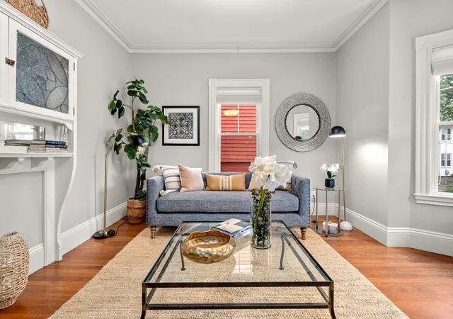 4th image of 229 Summer Street #1, Somerville, MA 02143 | MLS# 73559039