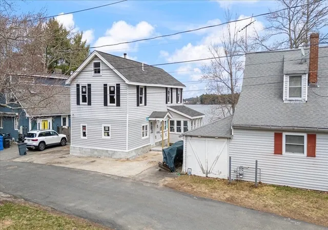 5th image of 12 Shore Rd, Merrimac, MA 01860 | MLS# 73499096