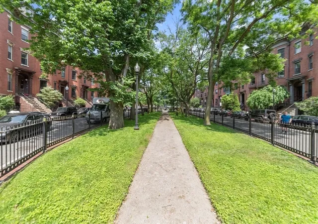 Homes for sale in Boston, MA | 25 Worcester Square, Boston, MA 02118 | Houzeo