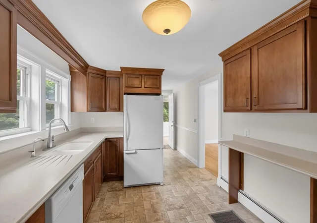 2nd image of 308 Union St, Leominster, MA 01453 | MLS# 73545553