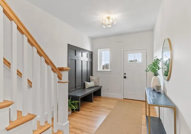 2nd image of 81 Oliver Pond Circle #08, Franklin, MA 02038 | MLS# 73565803