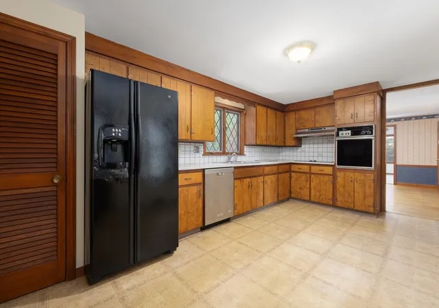 Photo 3 of Sale Pending at 46 Homestead, Attleboro, MA 02703 | MLS# 73562364 | Listing updated on 2026-08-27