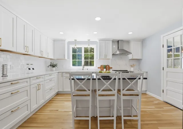 Homes for sale in Winchester, MA | 94 Johnson Road, Winchester, MA 01890 | MLS# 73525571