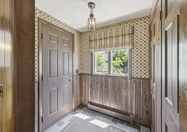 3rd image of 20 Felix St, Chicopee, MA 01020 | MLS# 73533230