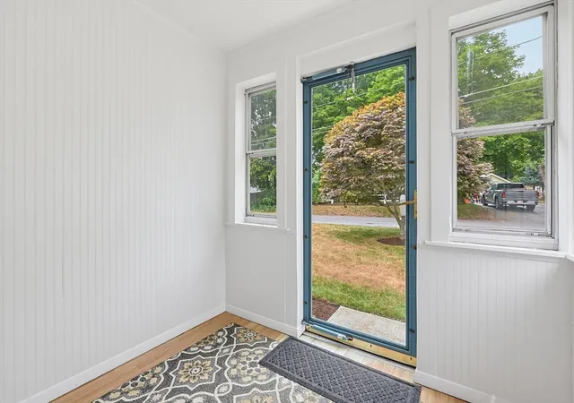 3rd image of 24 Oak St, Medfield, MA 02052 | MLS# 73550554