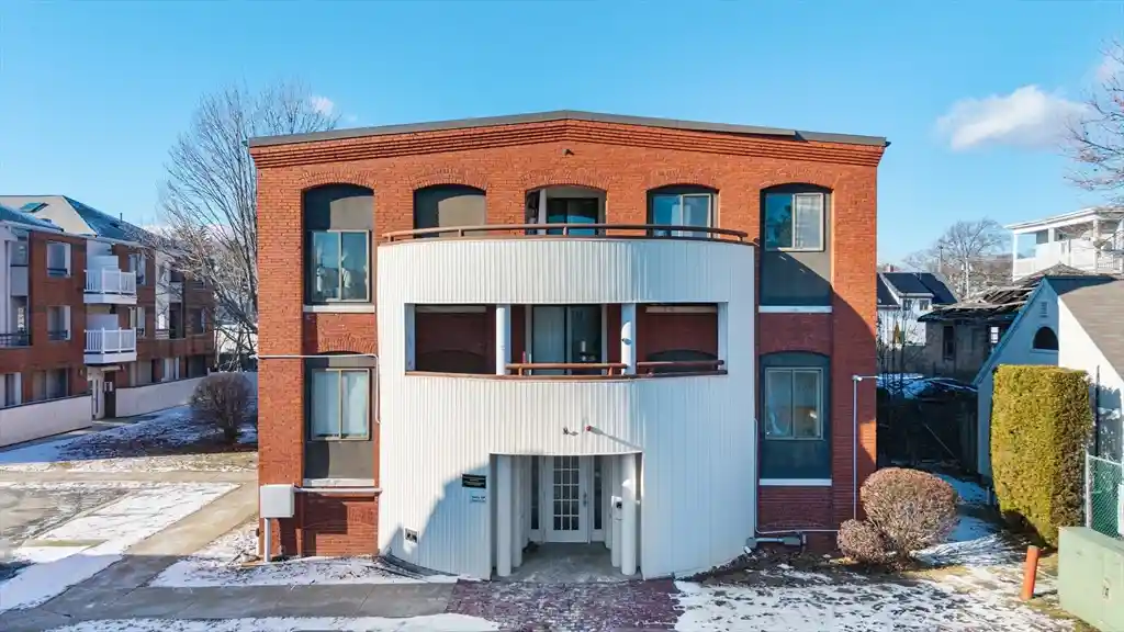 Listing Photo 1 - Condo for sale in 11 Margin St located at 11 Margin St, Lynn, MA 01905 - Unit 11 Margin St