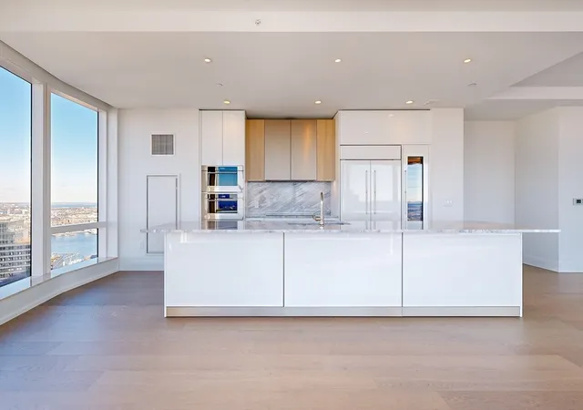 3rd image of 240 Devonshire Street #5701, Boston, MA 02110 | MLS# 73549094