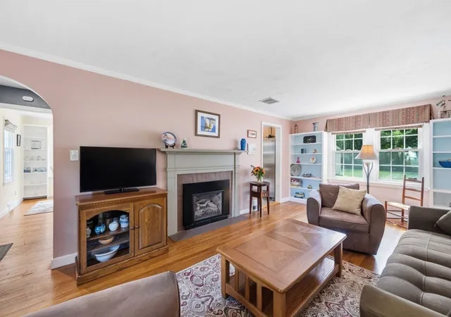 Photo 3 of Single family home for sale at 34 Harwich Rd, West Springfield, MA 01089 | MLS# 73566394 | Listing updated on 2026-09-05