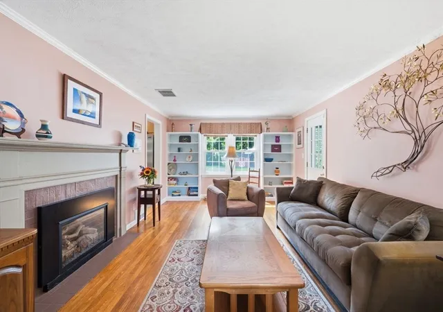 Photo 3 of Single family home for sale at 34 Harwich Rd, West Springfield, MA 01089 | MLS# 73566394 | Listing updated on 2026-09-05