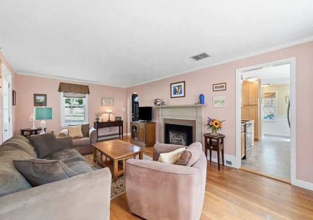Photo 4 of Single family home for sale at 34 Harwich Rd, West Springfield, MA 01089 | MLS# 73566394 | Listing updated on 2026-09-05
