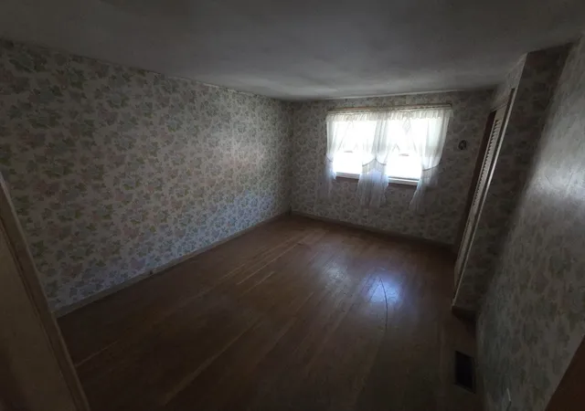 26th image of 445 E 5th St, South Boston, MA 02127 | MLS# 73530683