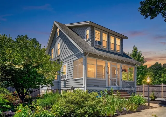 4th image of 34 Greenwood Avenue, Wakefield, MA 01880 | MLS# 73545442