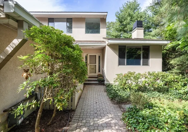 Homes for sale in Boston, MA | 214 Allandale Rd #B, Boston, MA 02467 | MLS# 73482058