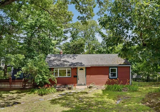Homes for sale in Arlington, MA | 12 Vista Cir, Arlington, MA 02474 | MLS# 73541930