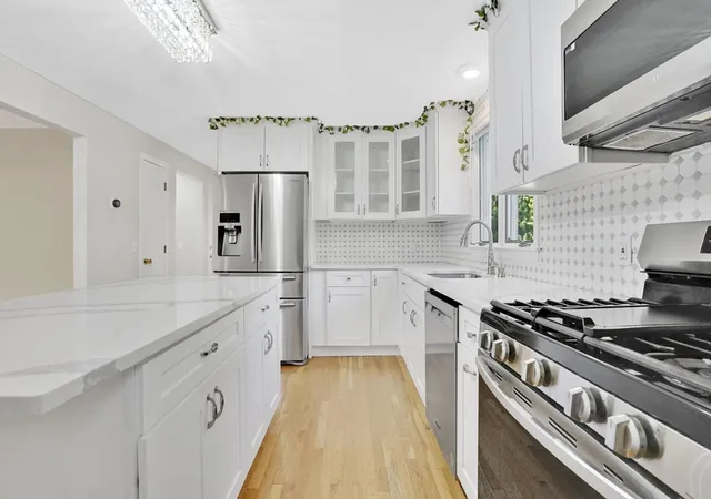 Photo 4 of Single family home for sale at 990 Frank Smith Rd, Longmeadow, MA 01106 | MLS# 73542425 | Listing updated on 2026-09-01