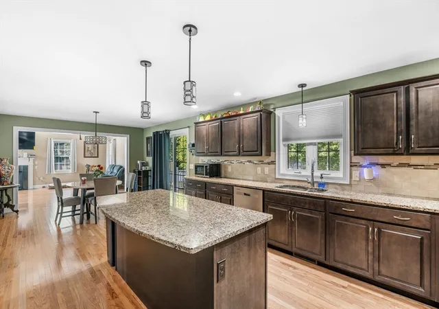 Photo 3 of Sale Pending at 104 Clement Rd, Dracut, MA 01826 | MLS# 73426098 | Listing updated on 2025-10-17