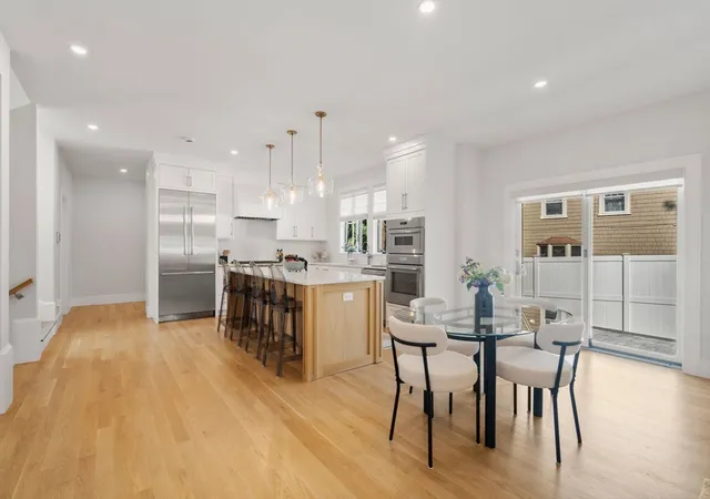 3rd image of 265 Weston Rd, Wellesley, MA 02482 | MLS# 73552915
