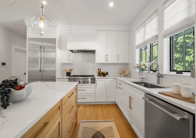 5th image of 265 Weston Rd, Wellesley, MA 02482 | MLS# 73552915
