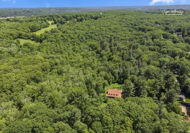 Homes for sale in North Grafton, MA | 196 Brigham Hill Rd, North Grafton, MA 01536 | MLS# 73534722
