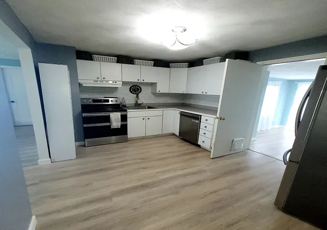 Photo 2 of Single family home for sale at 33 Markham Cir, Ayer, MA 01432 | MLS# 73555429 | Listing updated on 2026-09-08