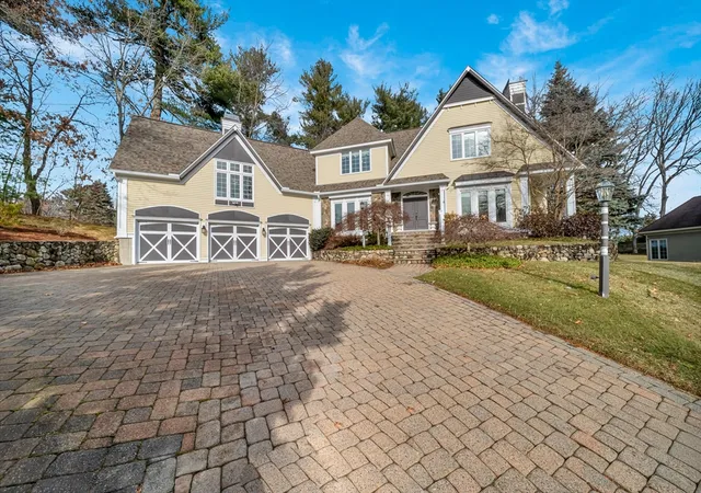 1st image of 4 Andover Country Club Ln, Andover, MA 01810 | MLS# 73474248