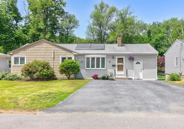 Homes for sale in Framingham, MA | 12 Lilian Rd Ext, Framingham, MA 01701 | MLS# 73540292