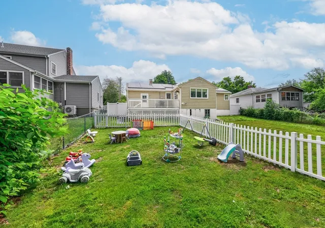 31st image of 12 Lilian Rd Ext, Framingham, MA 01701 | MLS# 73540292