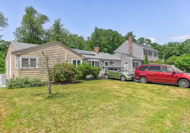 Homes for sale in Framingham, MA | 12 Lilian Rd Ext, Framingham, MA 01701 | MLS# 73540292
