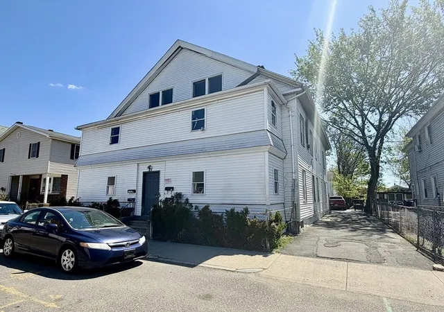 1st image of 27 Loring St, Springfield, MA 01105 | MLS# 73517329