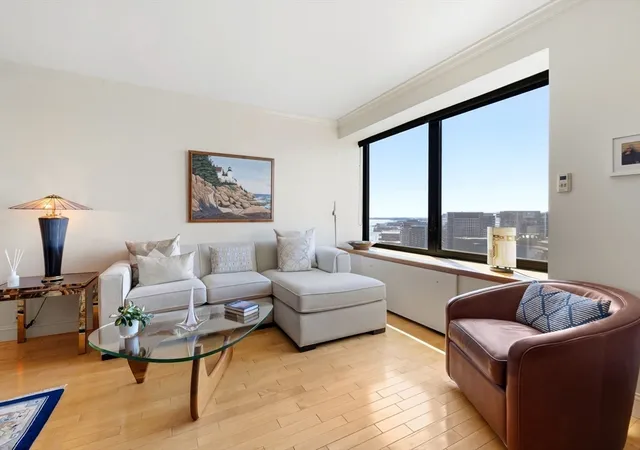 4th image of 65 E India Row #26G, Boston, MA 02110 | MLS# 73537836