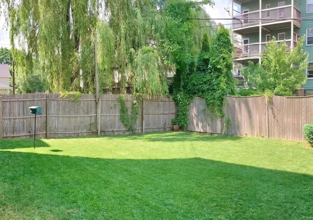 21st image of 9 Bellflower #C, Boston, MA 02125 | MLS# 73525773