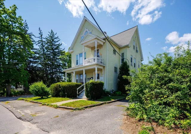 1st image of 17 Rockdale St, Worcester, MA 01606 | MLS# 73565582