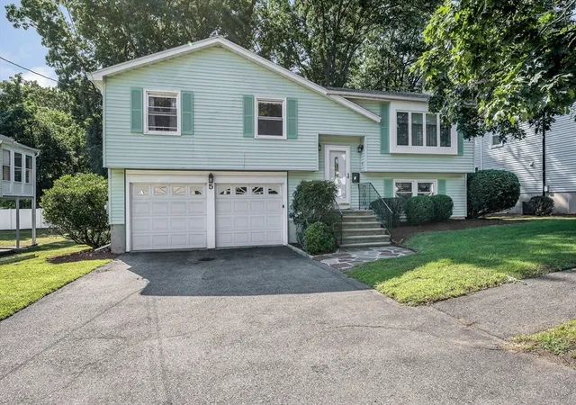 1st image of 5 Jeremiah Cir, Medford, MA 02155 | MLS# 73556954